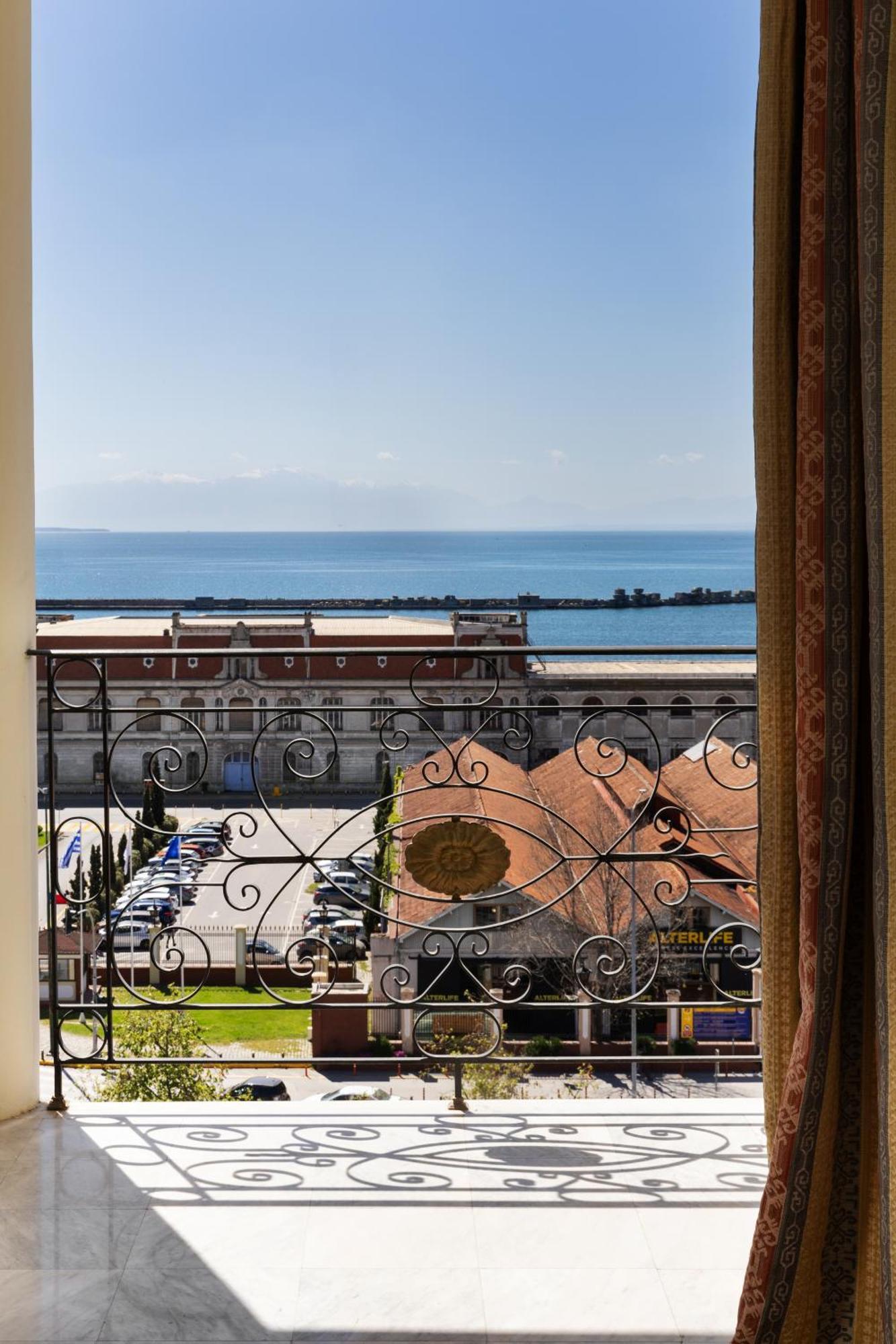 Mediterranean Palace Ξενοδοχείο 5*